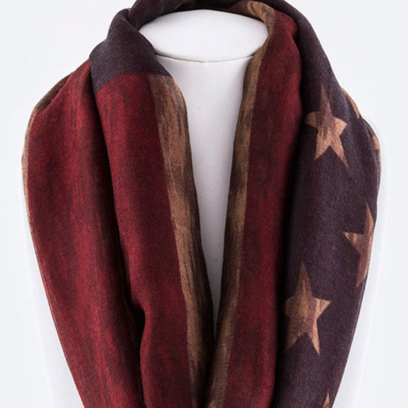 True Accessories - Ladies Grunge American Flag Infinity Scarf